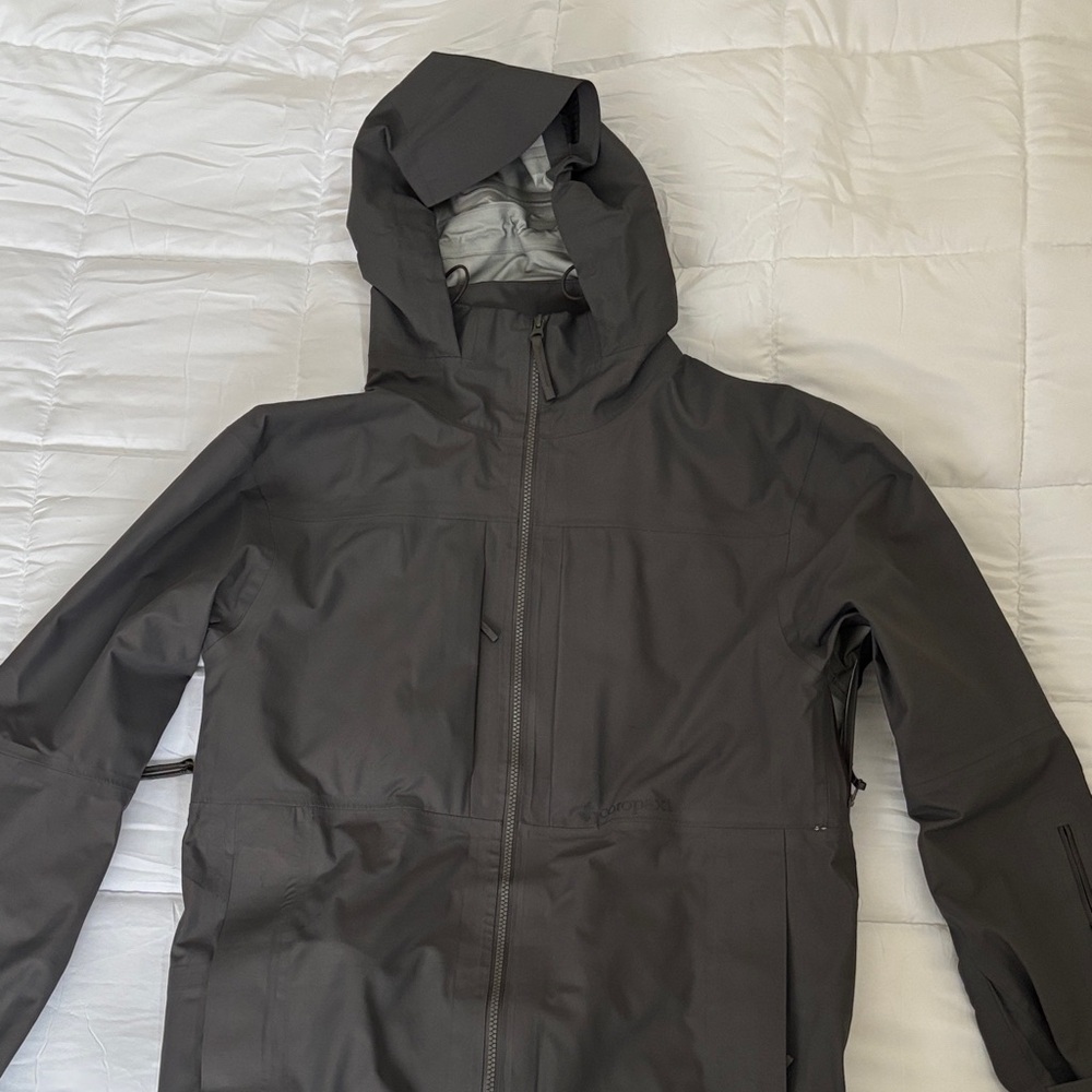 Cotopaxi Men's Dark Gray Hooded Jacket